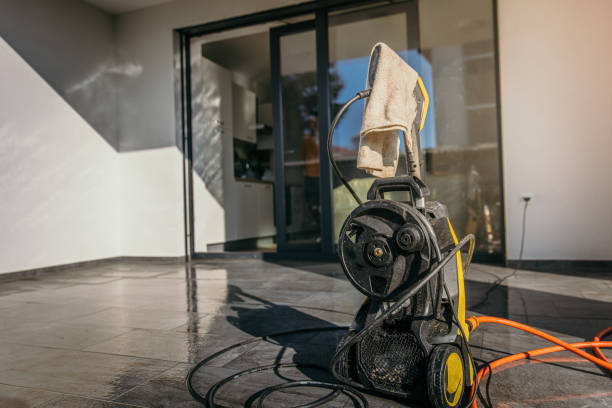 Best Pool Deck Cleaning  in Russellville, KY